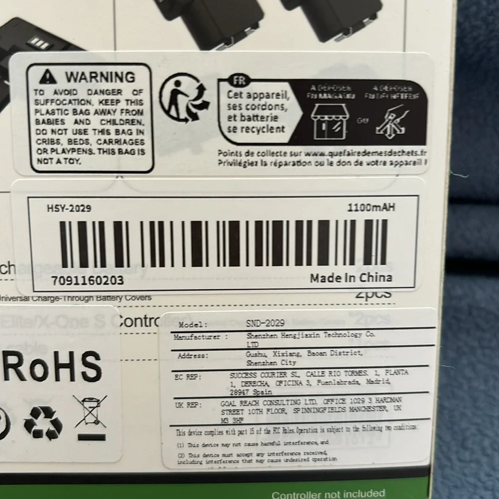 Play / charge kit for Xbox controller